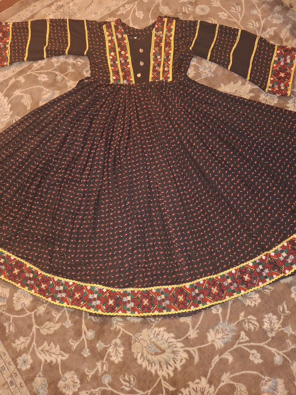 Traditional Afghan/Pashtun Embroidered Cotton Dress